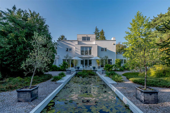 1920s Thomas Tait modern house in Newbury, Berkshire