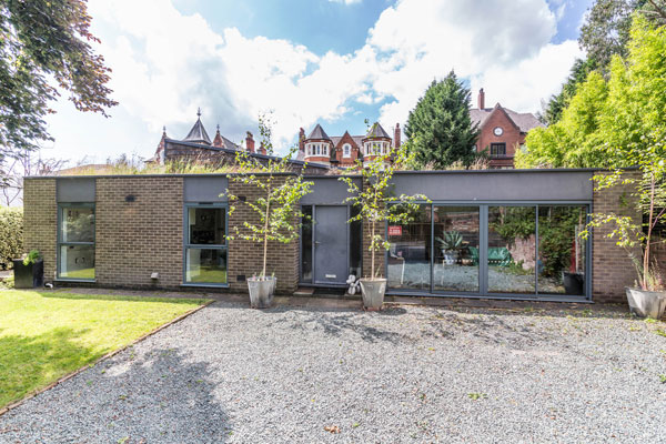 1960s modernist house in Nottingham, Nottinghamshire