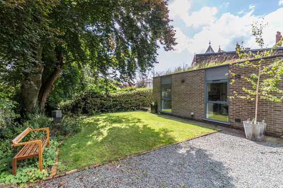 1960s modernist house in Nottingham, Nottinghamshire