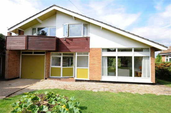 To let: Three-bedroom 1960s detached house in Kinoulton, Nottinghamshire