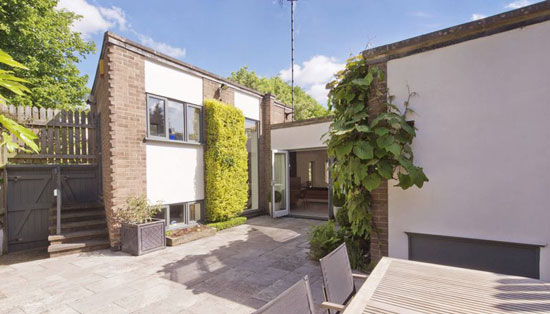 1960s modernist house in Nottingham, Nottinghamshire