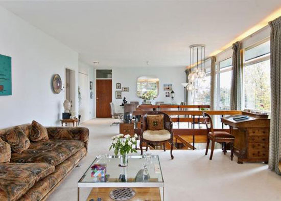 not4 1960s architect-designed four bedroom house in Bramcote, Nottingham, Nottinghamshire