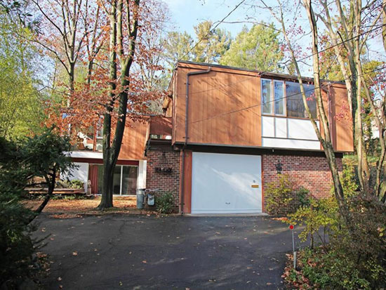 1960s Wilson Enrique Garces-designed midcentury modern property in Rye Brook, New York state, USA