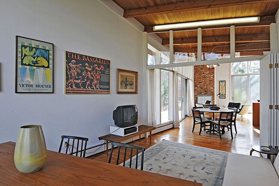 1960s Henry T. Howard-designed The Butterfly House in East Hampton, New York, USA
