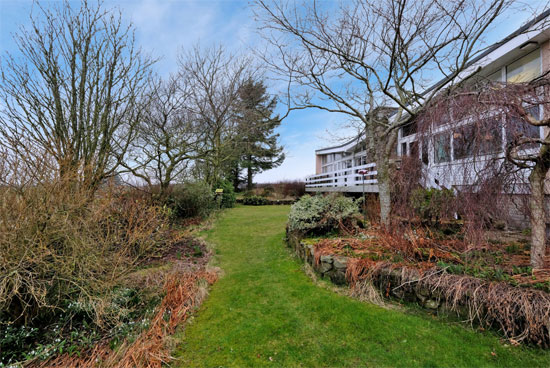 Midcentury modern house in Orrock, near Aberdeen, Scotland