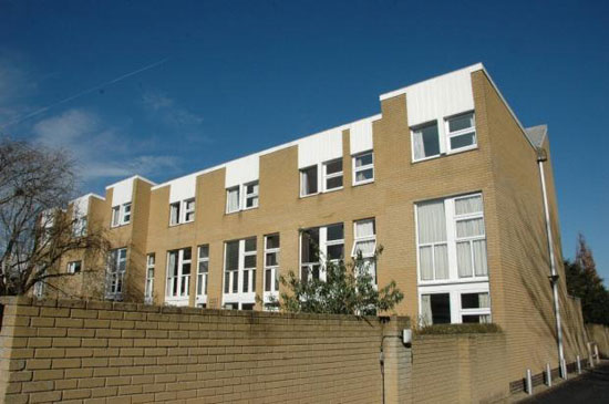 ox1 1970s three-bedroom modernist town house in Summertown, Oxford, Oxfordshire