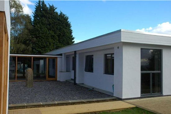 ox1 Six-bedroom contemporary modernist property in Horspath, Oxford, Oxfordshire