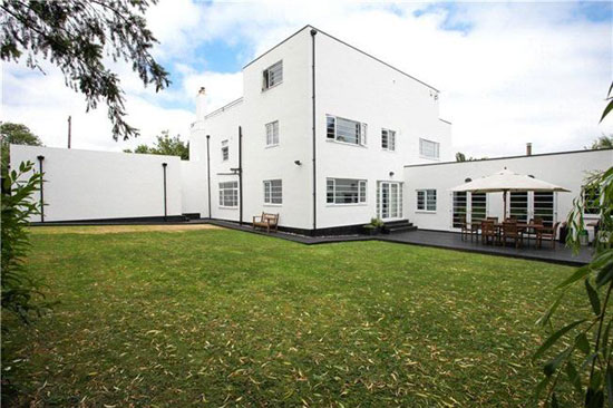 The White House 1930s art deco property in Oxford, Oxfordshire