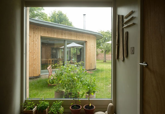 ox3 David Kirkland-designed single-storey property in Childrey, Oxfordshire