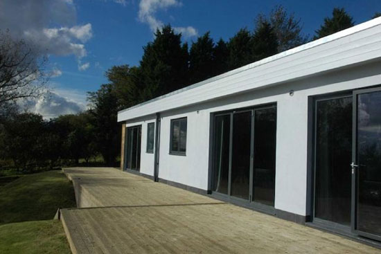 ox3 Six-bedroom contemporary modernist property in Horspath, Oxford, Oxfordshire