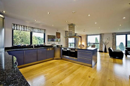 ox4 Six-bedroom contemporary modernist property in Horspath, Oxford, Oxfordshire