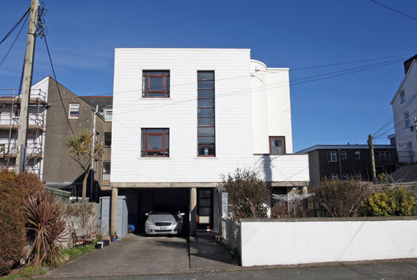 1980s modernist house in Pwllheli, North Wales