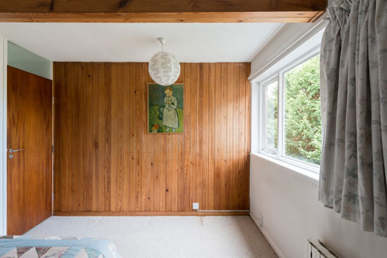 1960s Norman Plastow-designed midcentury modern property in London SW20