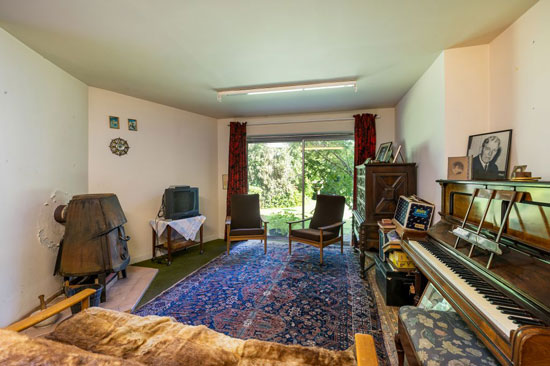 1960s midcentury modern house in Rait, Perth and Kinross, Scotland