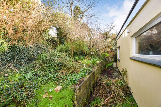 1960s midcentury modern house in Porth, Cornwall