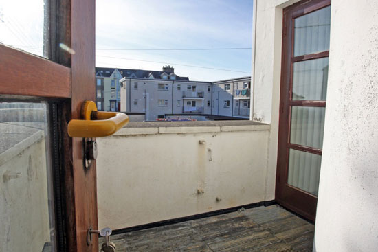 1980s modernist house in Pwllheli, North Wales