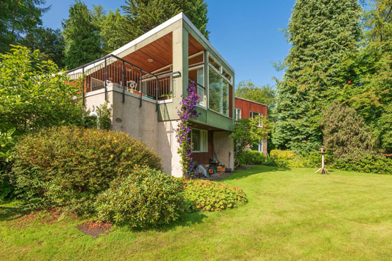 1960s midcentury modern house in Rait, Perth and Kinross, Scotland