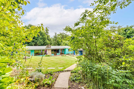 1960s midcentury modern house in Welwyn, Hertfordshire