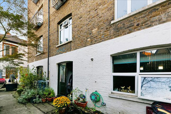 Five-bedroom Dransfield Owen De Silva-designed warehouse conversion in London SE16