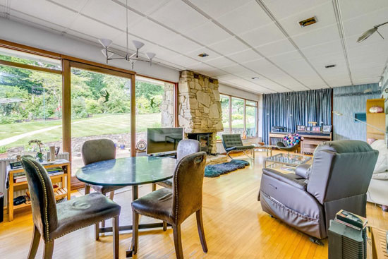 1960s midcentury modern house in Welwyn, Hertfordshire