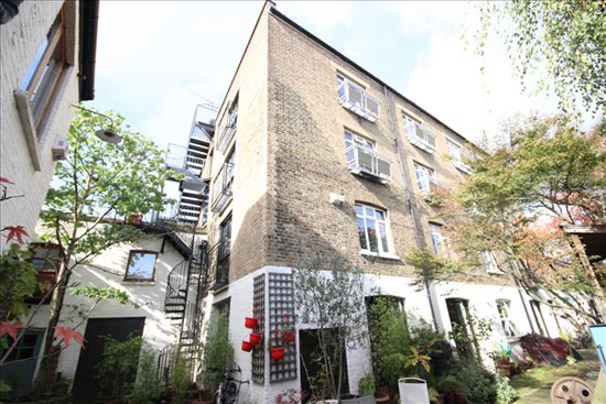 Five-bedroom Dransfield Owen De Silva-designed warehouse conversion in London SE16