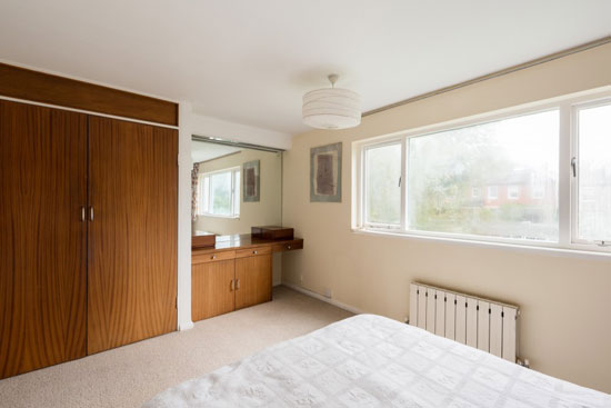 1960s Norman Plastow-designed midcentury modern property in London SW20