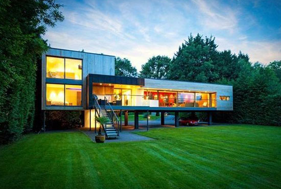 The Moorings John Pardey-designed modernist property in Wargrave, near Reading, Berkshire