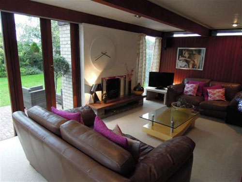 park2 J Roy Parker-designed four-bedroom house in Parkgate, Cheshire