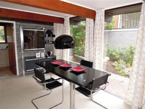 park3 J Roy Parker-designed four-bedroom house in Parkgate, Cheshire