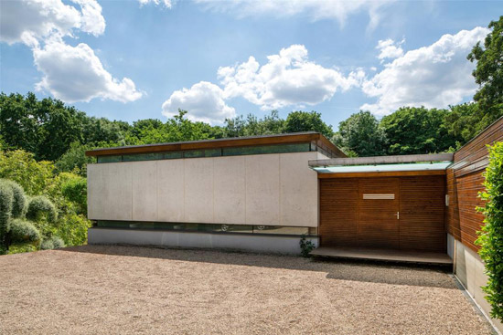 The Wallace House by Richard Paxton in Highgate, London, N6