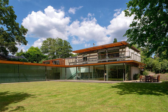 The Wallace House by Richard Paxton in Highgate, London, N6