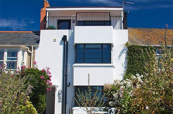 1930s art deco: Two apartments in Penzance, Cornwall