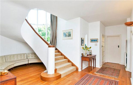 pen3 1930s Sea Roads six-bedroom art deco property in Penarth, Vale Of Glamorgan