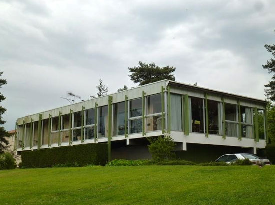 1970s architect-designed modernist property in Perigueux, Dordogne, south-western France