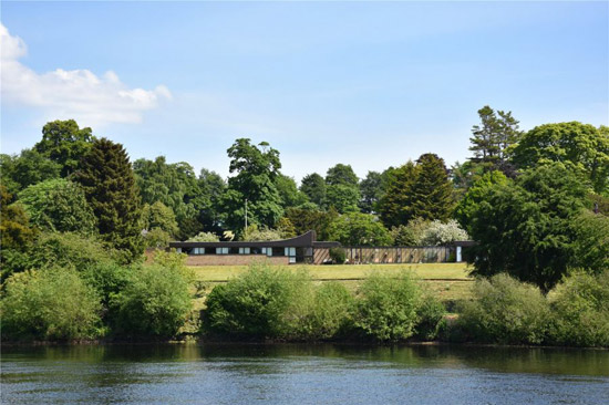 1960s Morris and Steadman modernist property in Perth, Scotland