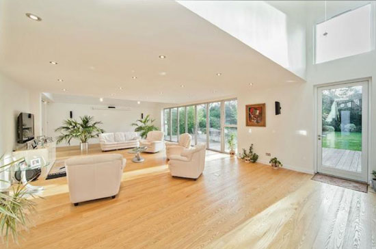 Four-bedroom contemporary modernist property in Pinner, Hertfordshire
