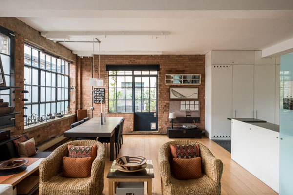 Factory conversion: Eva Jiricna-designed apartment in London NW8