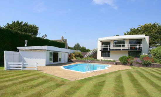 Back on the market: 1960s grade II-listed Vista Point property by Patrick Gwynne in Angmering, West Sussex