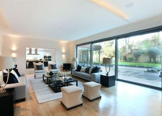 put4 Modernist-inspired seven bedroom house in Putney, London SW15