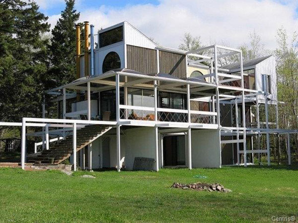 1970s Jacques de Blois modern house in Saint-Damase-de-L’Islet, Quebec, Canada