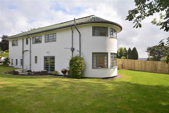 Cranworth 1930s art deco property in Quarndon, Derbyshire