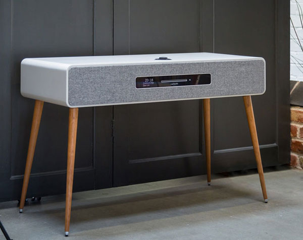 Midcentury interior: Ruark Audio R7 MKIII music system