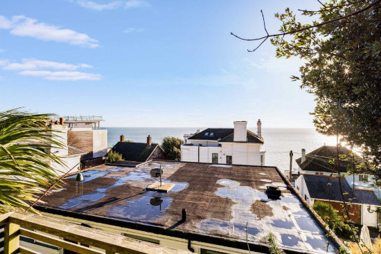 1960s John Floydd midcentury modern house in Sandgate, Kent