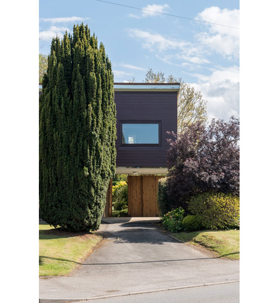 1950s Dex Harrison modern house in Ruislip, Middlesex