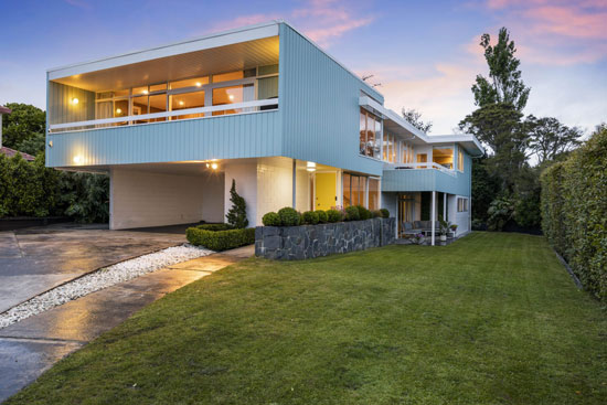 1960s Vladimir Cacala-designed Tapper House in Auckland City, Auckland, New Zealand