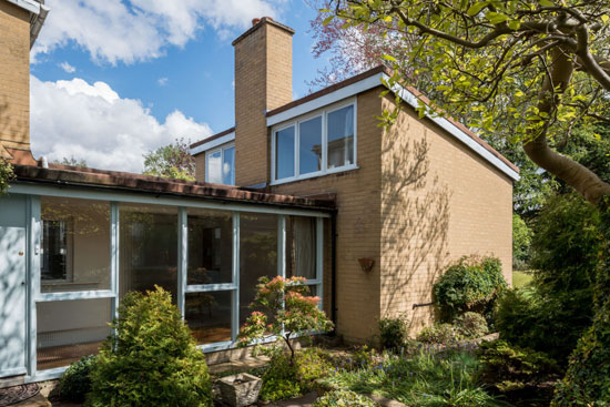 1950s Dex Harrison modern house in Ruislip, Middlesex