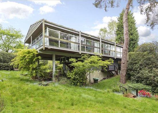 Rumba Panjai 1960s modernist property in St George’s Hill, Weybridge, Surrey