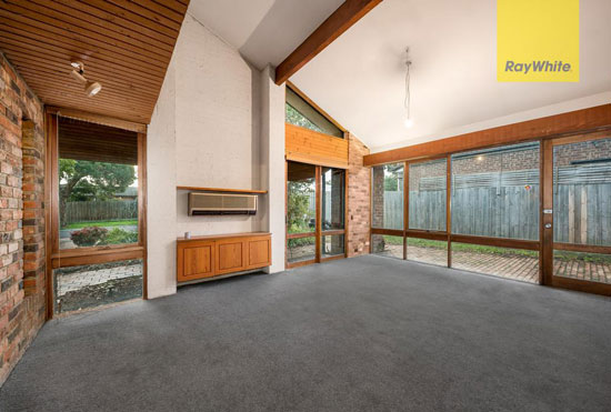 1960s midcentury modern property in Bayswater, Victoria, Australia