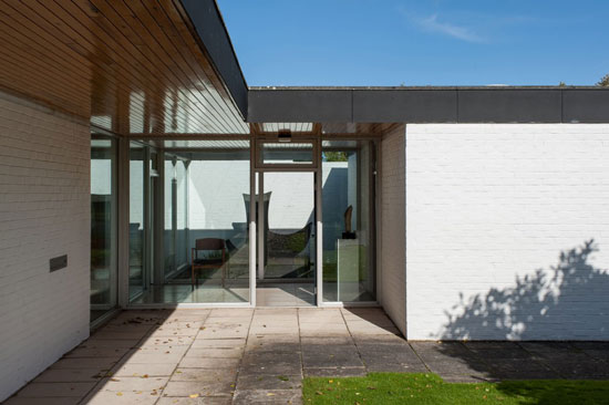 1960s John Schwerdt modernist house in Rye, East Sussex