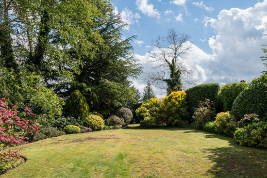 1950s Dex Harrison modern house in Ruislip, Middlesex